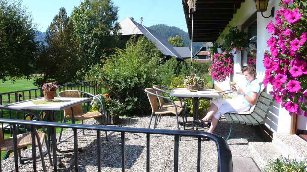 Gaestehaus Kaiser Menzenschwand Exterior foto