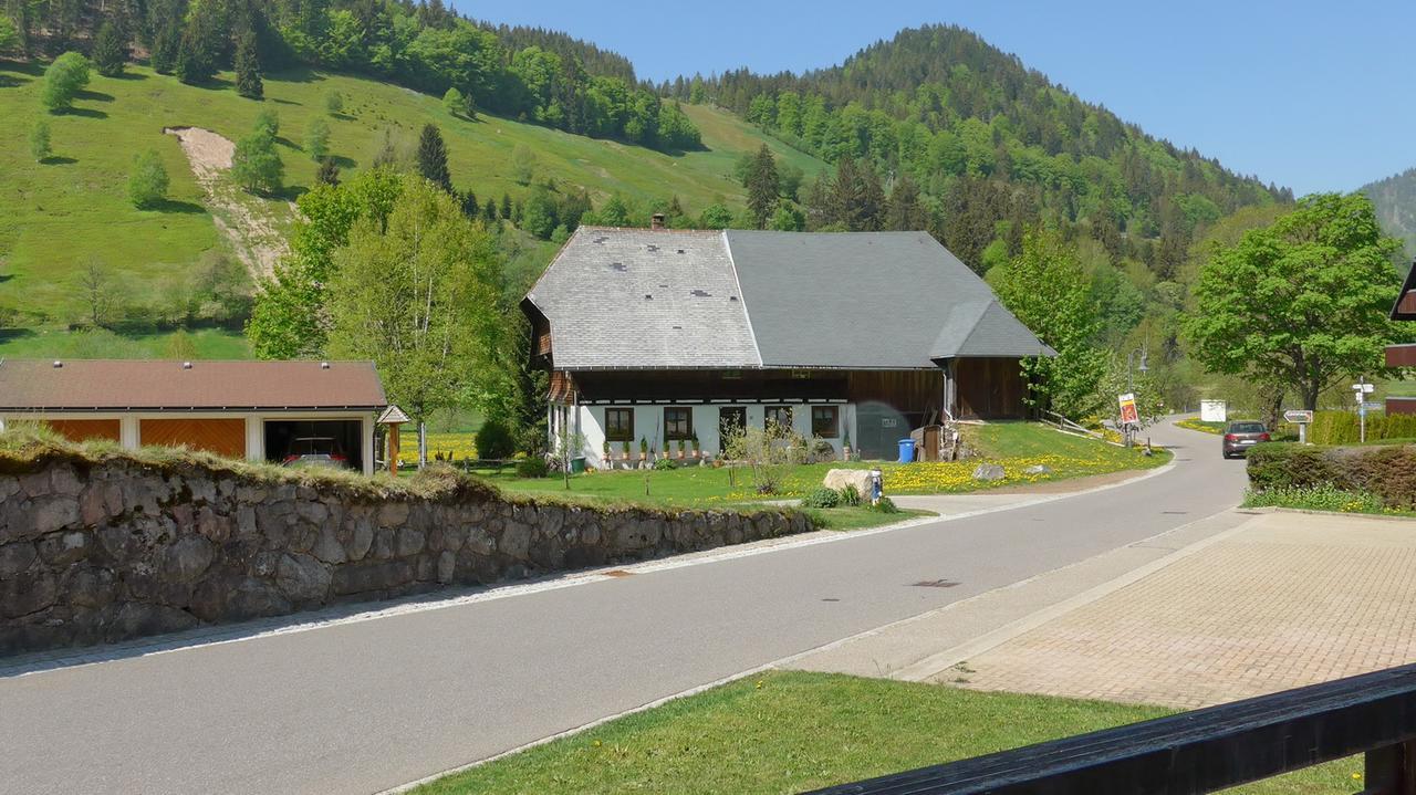 Gaestehaus Kaiser Menzenschwand Exterior foto
